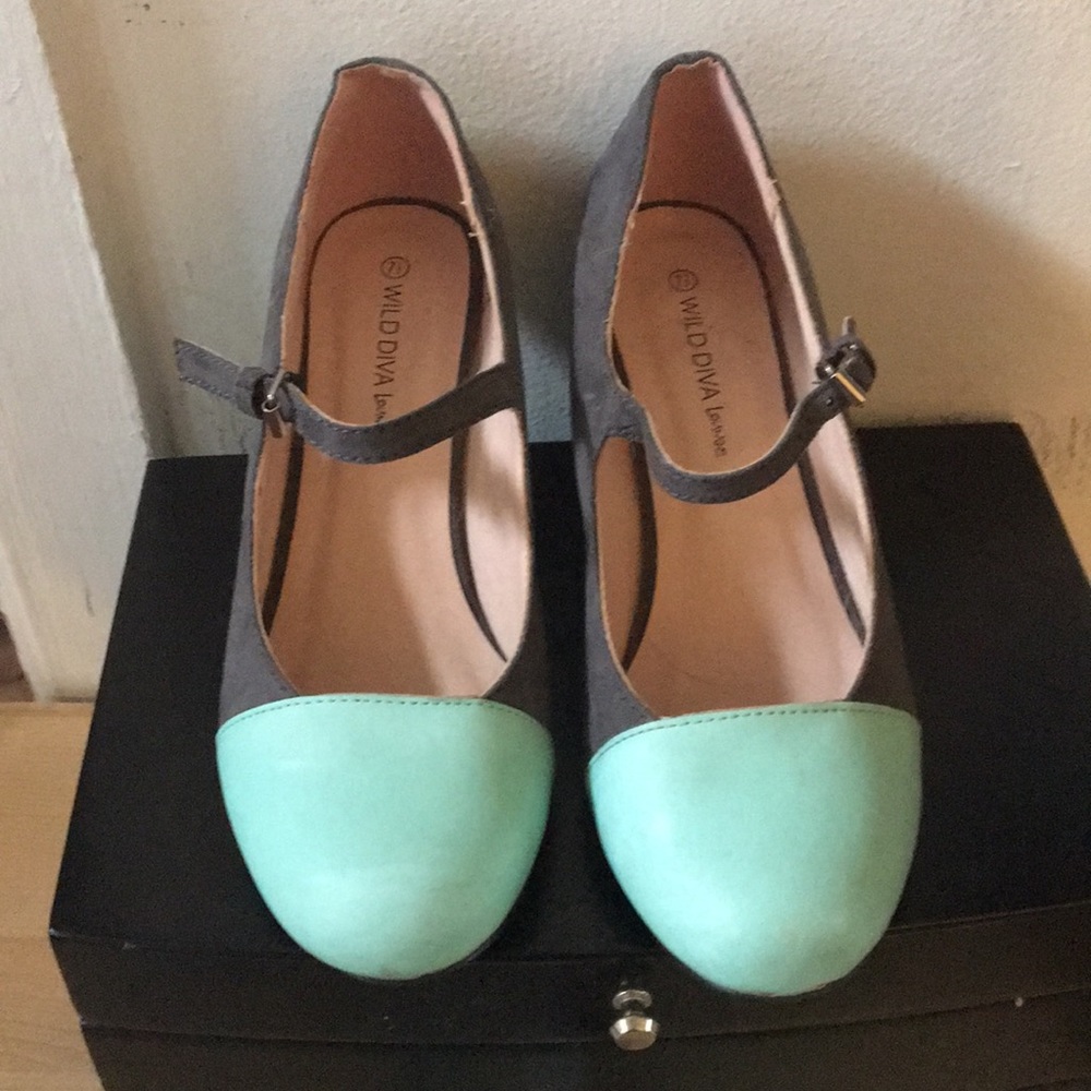 Charcoal/Turquoise Mary Jane Heel